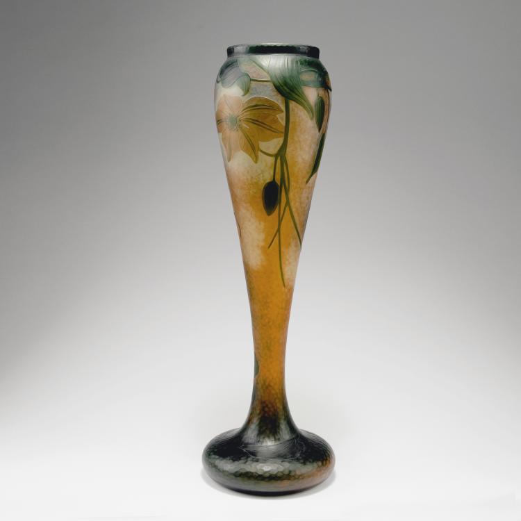 Hauptbild zu Objekt, Tall 'Cl&eacute;matites' martel&eacute; vase, 1900, Henri Berg&eacute;, Daum Fr&egrave;res, Nancy, 123 18