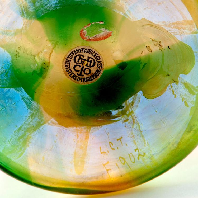 Bild 3 zu Objekt, Paperweight vase, 1897, Tiffany, L. C., New York, 123 136