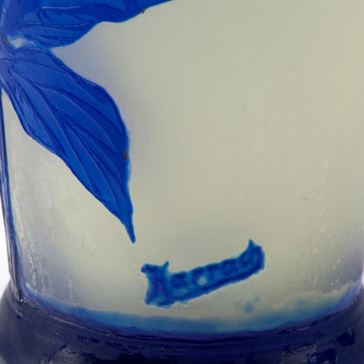 Bild 2 zu Objekt, 'Gentian' vase, c1910, Harrach, Neuwelt, 123 100