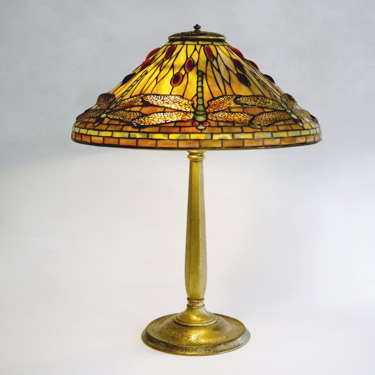 Hauptbild zu Objekt, 'Dragonfly' table light, c1915, Tiffany Studios, New York, 123 142