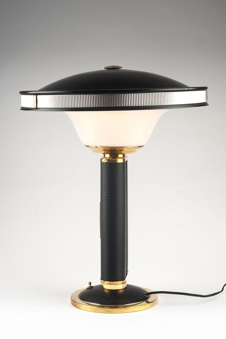 Bild 1 zu Objekt, , Jumo, Paris, 123 810