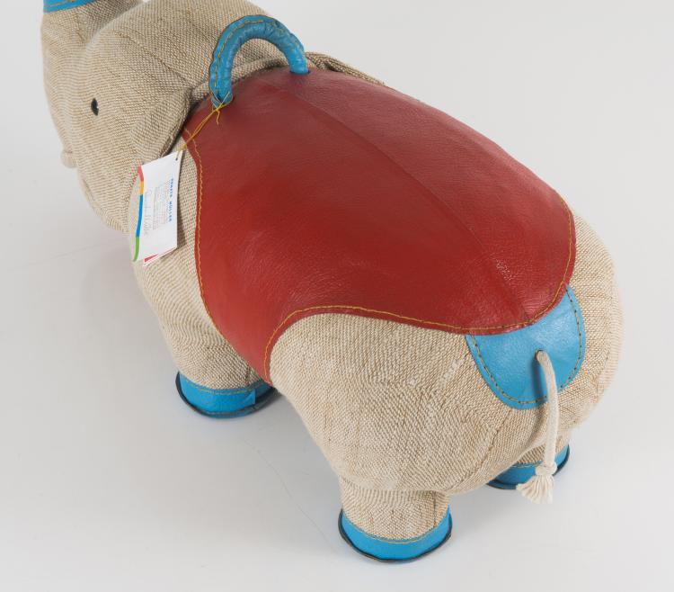 Bild 1 zu Objekt, Nashorn, um 1968, Renate M&uuml;ller, M&uuml;ller, Renate, Therapeutisches Spielzeug, Sonneberg, 125B 330