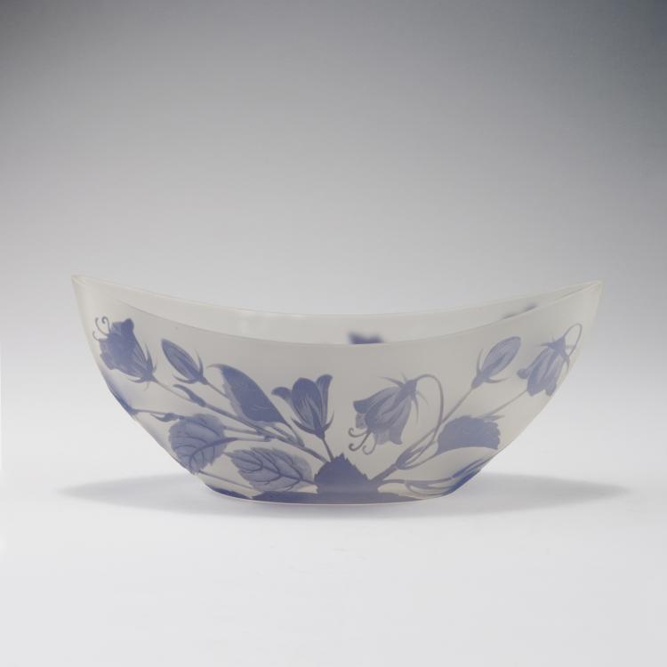 Hauptbild zu Objekt, 'Campanules' jardiniere, 1902-03, Gall&eacute;, Emile, Nancy, 123 305