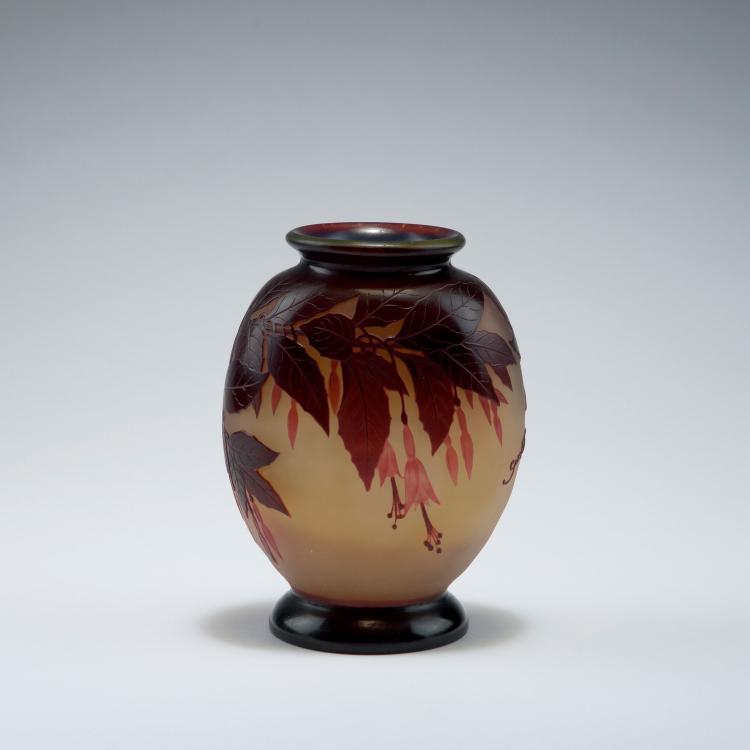 Bild 1 zu Objekt, 'Fuchsias' vase, 1920s, Gall&eacute;, Emile, Nancy, 123 352