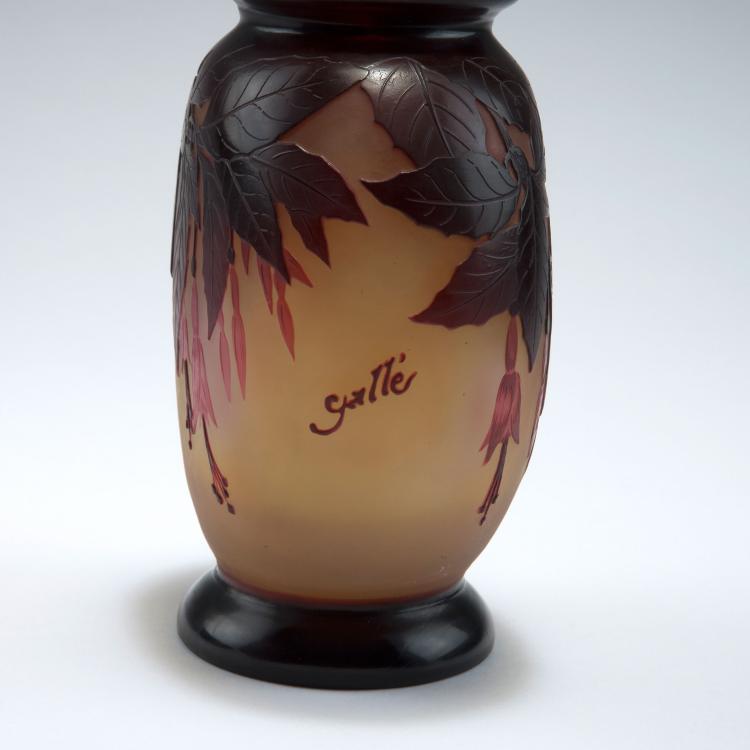 Bild 2 zu Objekt, 'Fuchsias' vase, 1920s, Gall&eacute;, Emile, Nancy, 123 352