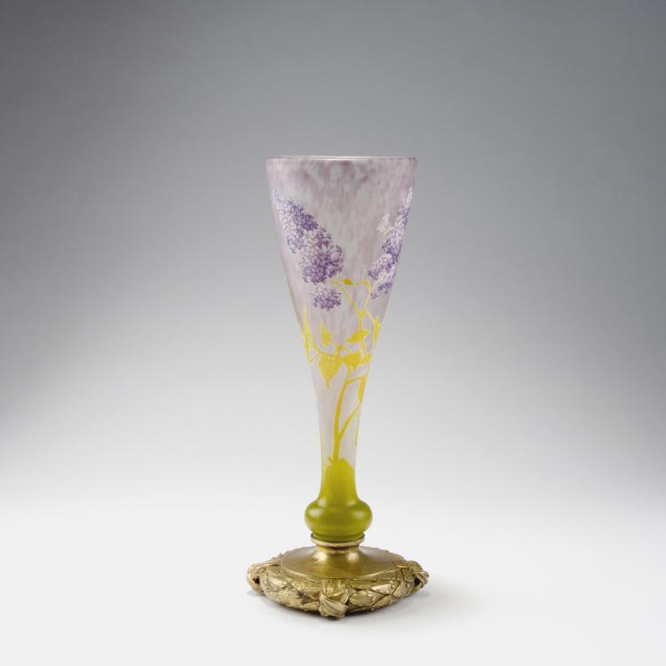 Hauptbild zu Objekt, 'Lilas, papillon et abeille' vase with gilded bronze mounting, c1910, Daum Fr&egrave;res, Nancy, 123 244