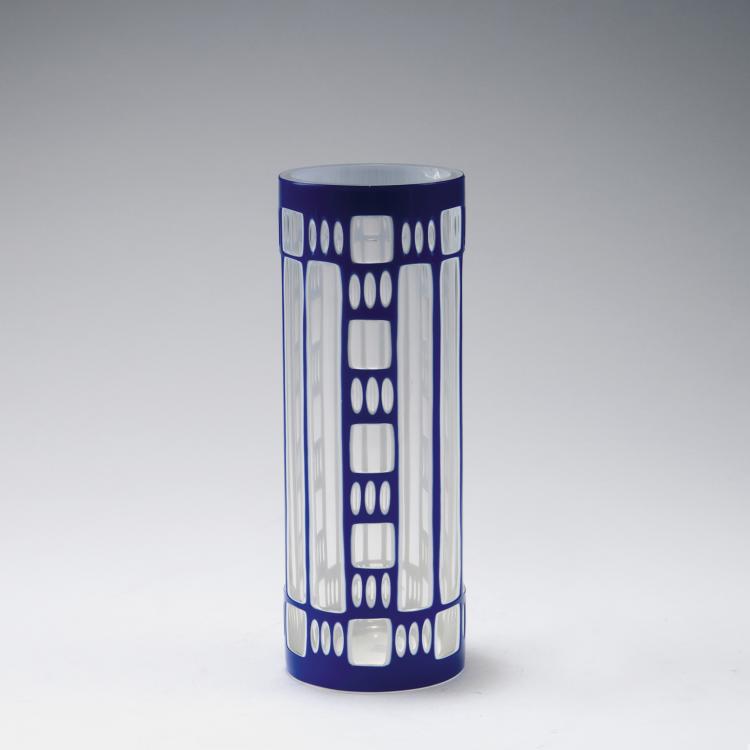 Hauptbild zu Objekt, Vase, 1910-16, Oertel, Johann, Haida (zugeschrieben), 123 510