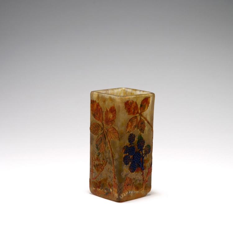 Bild 1 zu Objekt, 'M&ucirc;res' vase, 1909, Daum Fr&egrave;res, Nancy, 123 213