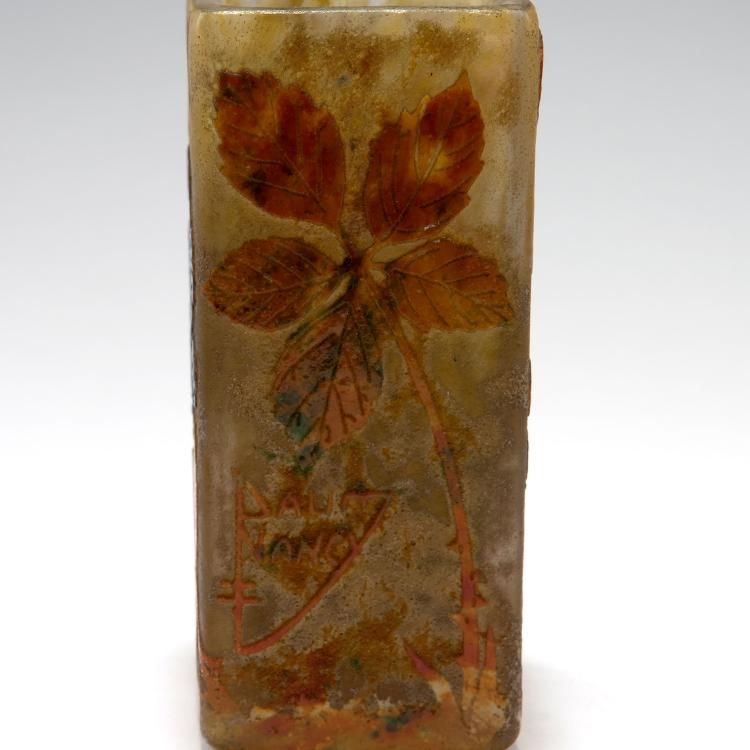 Bild 2 zu Objekt, 'M&ucirc;res' vase, 1909, Daum Fr&egrave;res, Nancy, 123 213