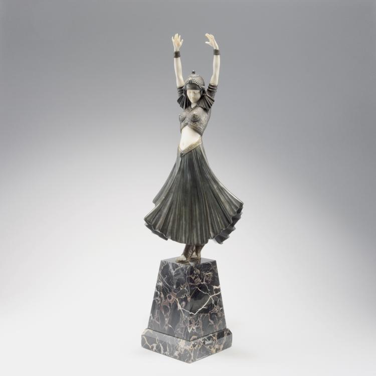 Bild 1 zu Objekt, 'Danseuse hindoue' ('Hindu Dancer'), c1925, Dem&egrave;tre H. Chiparus, 123 544