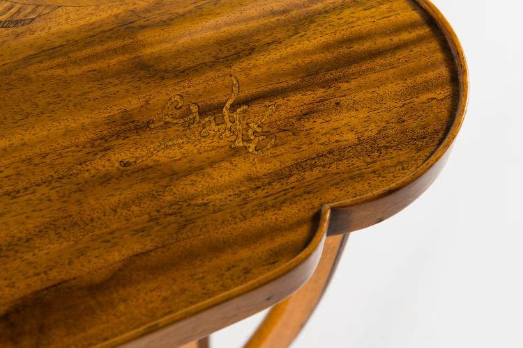 Bild 2 zu Objekt, 'Les Chats' side table, c1905, Gall&eacute;, Emile, Nancy, 123 847