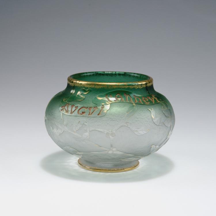Hauptbild zu Objekt, 'Au gui l'an neuf' vase, 1897, Daum Fr&egrave;res, Nancy, 123 172
