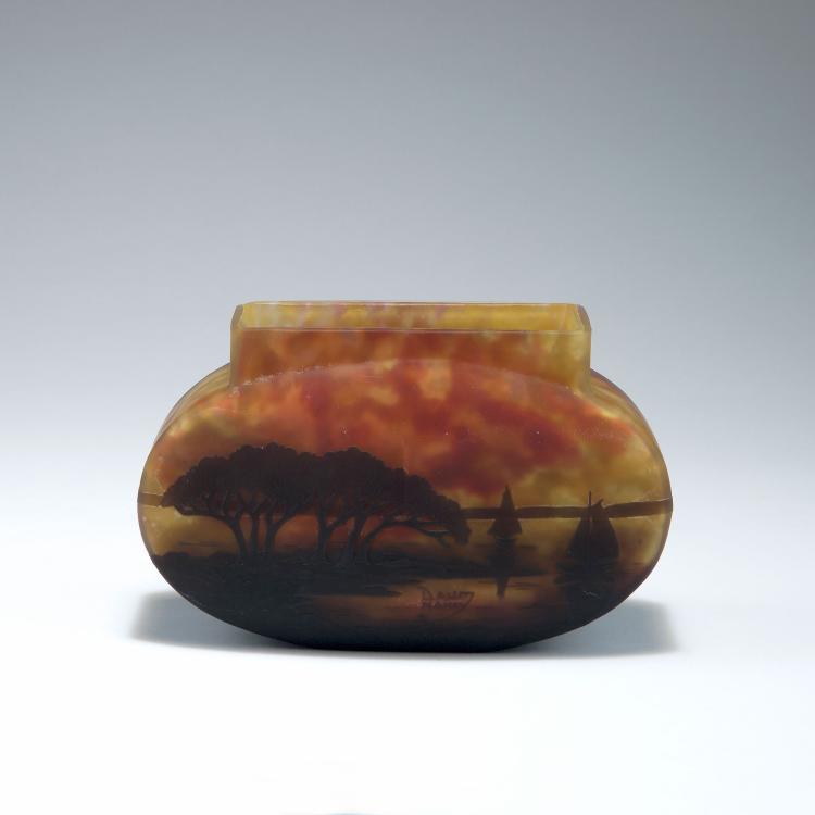 Bild 1 zu Objekt, 'Voiliers, soleil couchant' jardiniere, c1910, Daum Fr&egrave;res, Nancy, 123 250