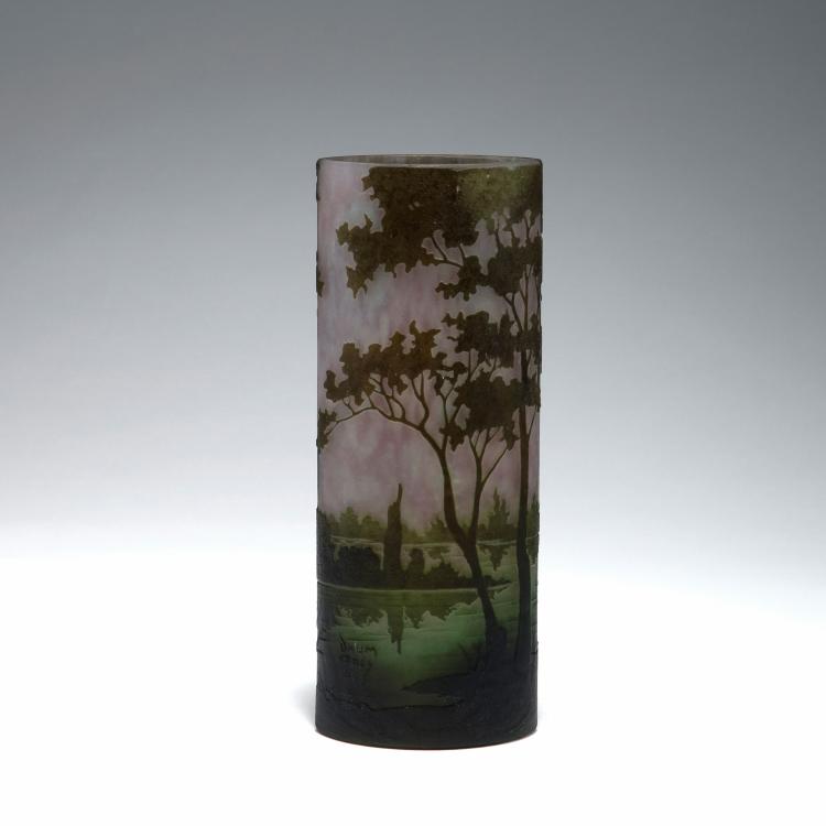 Bild 1 zu Objekt, 'Paysage lacustre' vase, 1910-15, Daum Fr&egrave;res, Nancy, 123 225