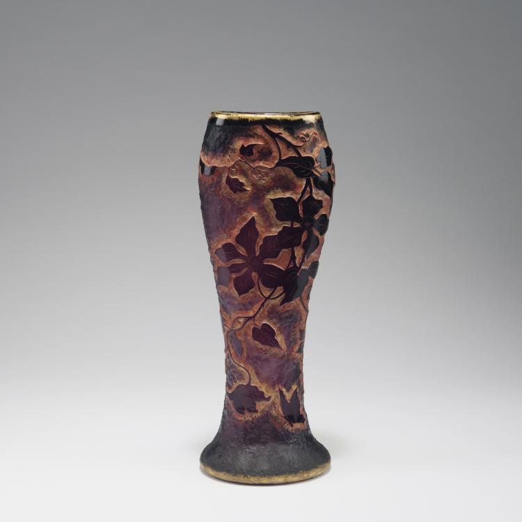 Hauptbild zu Objekt, 'Cl&eacute;matites et papillon' vase, c1892, Daum Fr&egrave;res, Nancy, 123 168