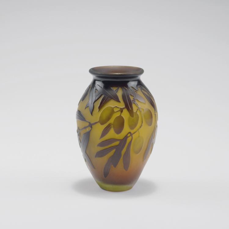 Hauptbild zu Objekt, 'Branches d'olivier' vase, 1906-14, Gall&eacute;, Emile, Nancy, 123 336