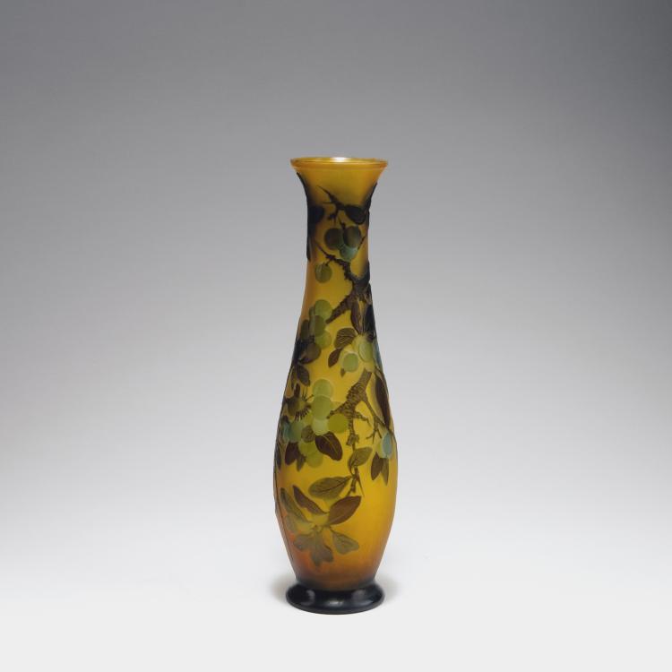 Hauptbild zu Objekt, 'Prunelles' vase, 1920s, Gall&eacute;, Emile, Nancy, 123 360