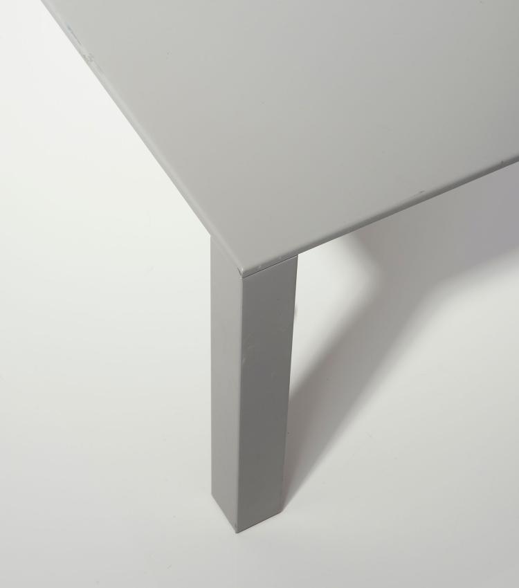 Bild 3 zu Objekt, 'Less' coffee table, 1993, Jean Nouvel, Molteni & C., Italien, 125B 359