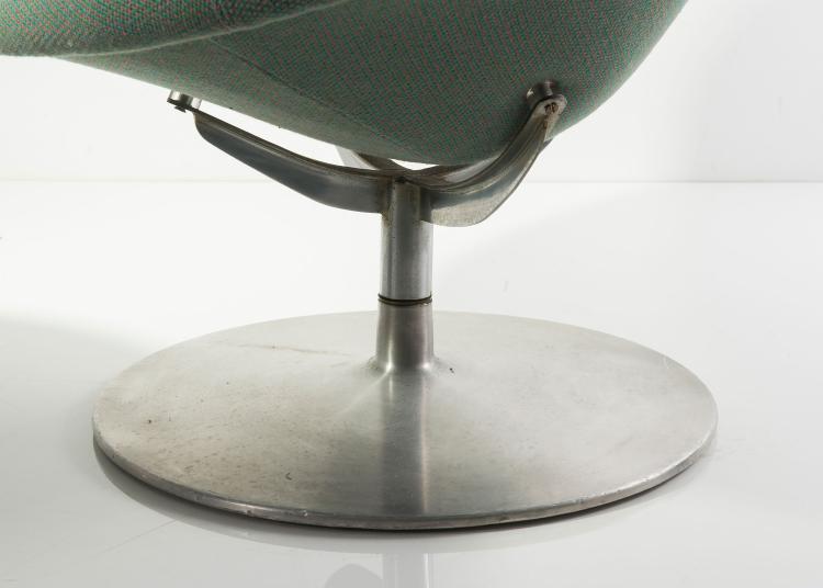Bild 3 zu Objekt, 'Globeo' - 'F 422' easy chair and ottoman, 1959, Pierre Paulin, Artifort, Maastricht; Wagemans & Van Tuinen, 125A 81