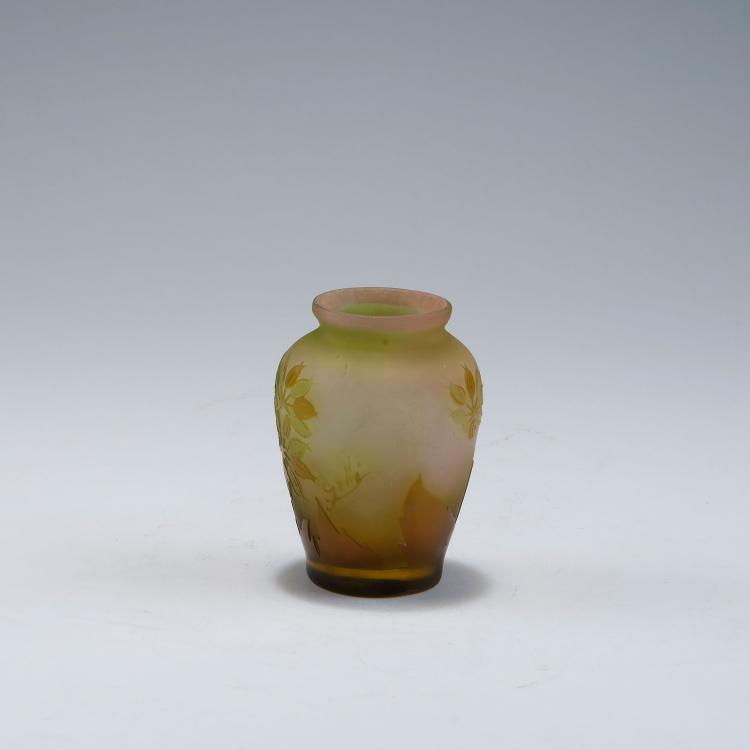 Bild 1 zu Objekt, 'Ombelles' vase, 1906-14, Gall&eacute;, Emile, Nancy, 123 338