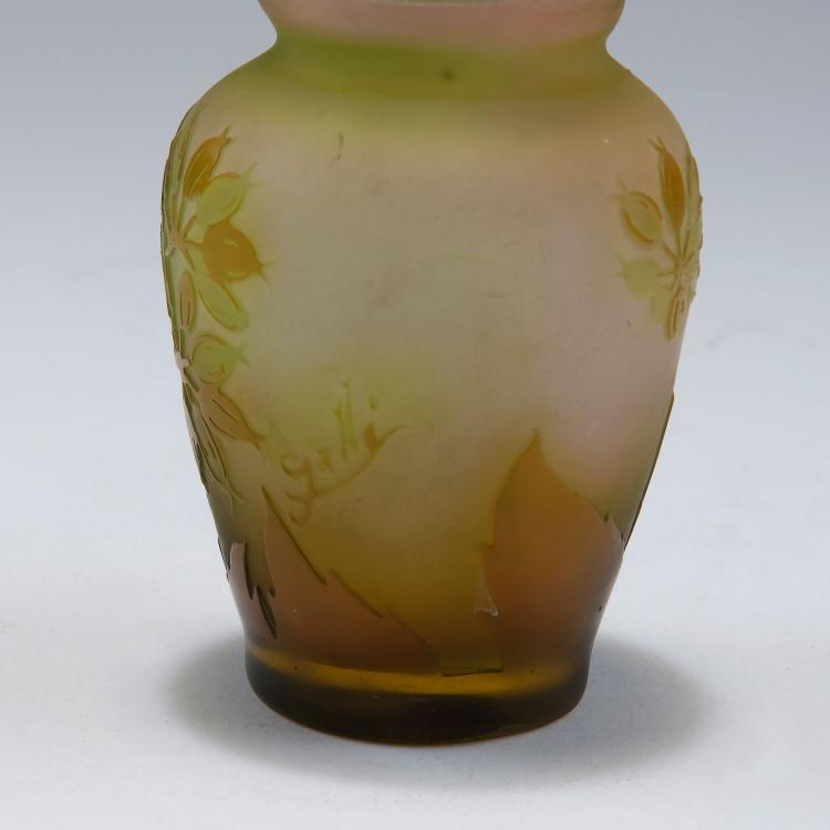 Bild 2 zu Objekt, 'Ombelles' vase, 1906-14, Gall&eacute;, Emile, Nancy, 123 338