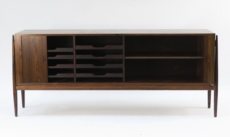 Bild 3 zu Objekt, Sideboard / Raumteiler, 1954, Finn Juhl, Niels Vodder, Kopenhagen, 124A 58