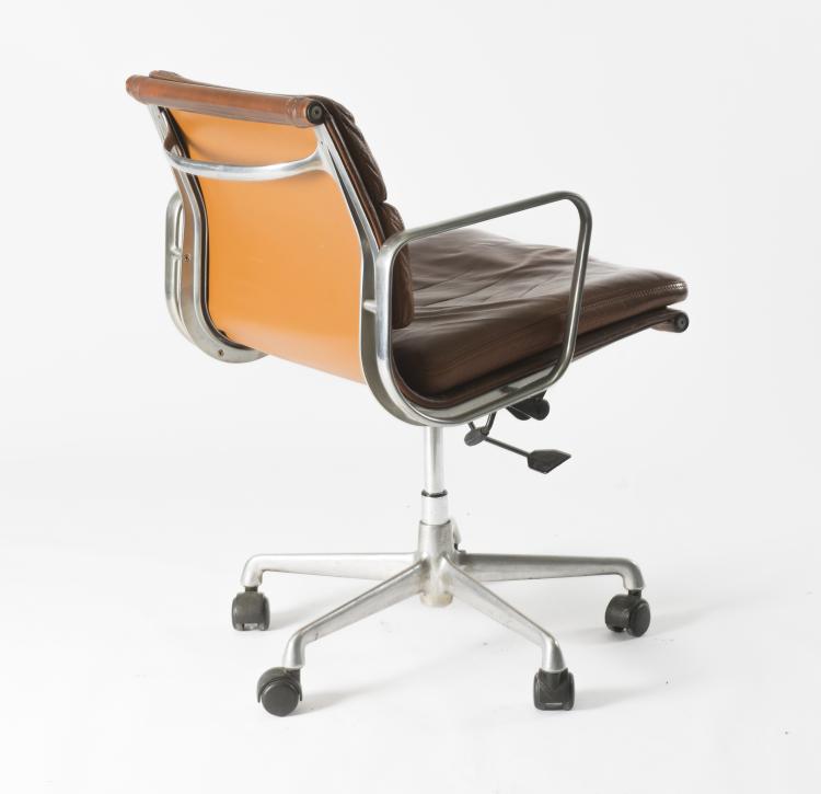 Bild 1 zu Objekt, 'Soft pad' armchair, 1969, ICF Cadsana, Mailand; Miller, Herman, 125B 317