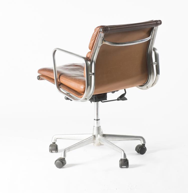 Bild 8 zu Objekt, 'Soft pad' armchair, 1969, ICF Cadsana, Mailand; Miller, Herman, 125B 317