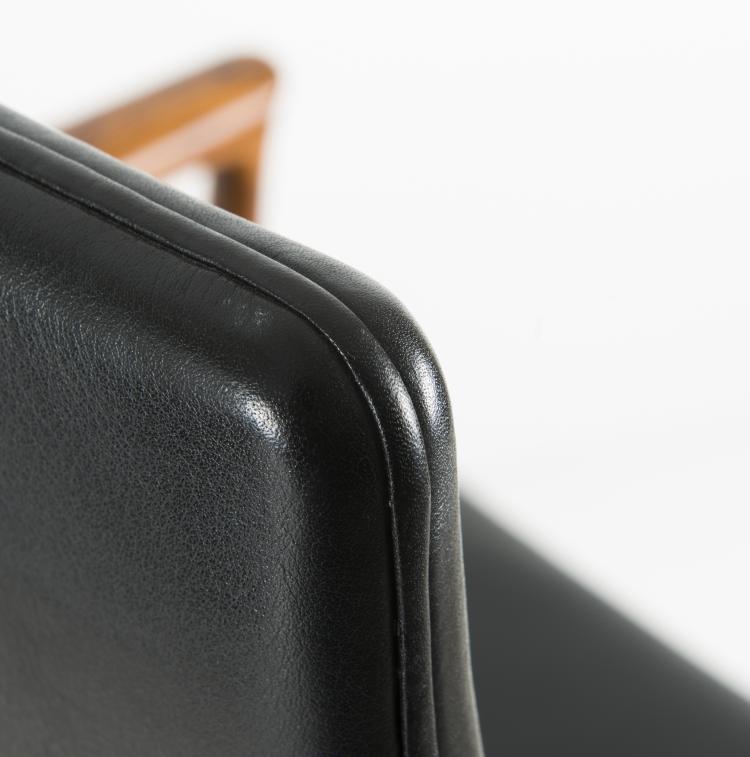 Bild 1 zu Objekt, Six armchairs, 1963, Helge Vestergaard Jensen, Andersen, Niels Roth, D&auml;nemark, 124A 68