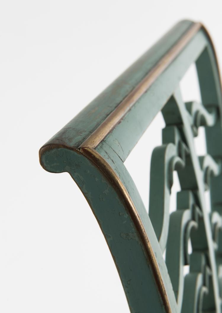 Bild 3 zu Objekt, Dresser, night table, vanity, two chairs, 1920s, Hauswalt, Heinrich M&ouml;belfabrik, Breslau, 124A 25