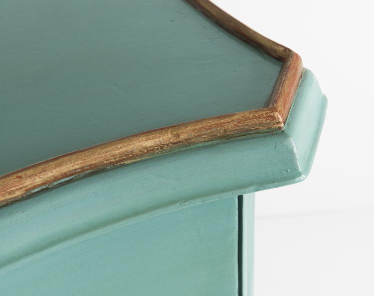 Bild 9 zu Objekt, Dresser, night table, vanity, two chairs, 1920s, Hauswalt, Heinrich M&ouml;belfabrik, Breslau, 124A 25