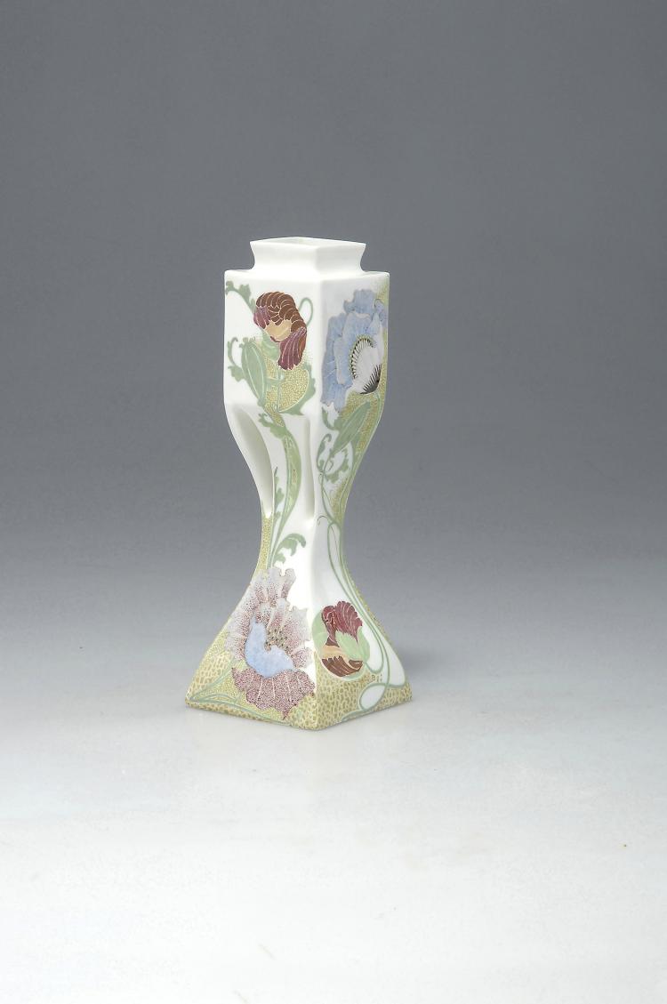 Bild 1 zu Objekt, Henkelvase, 1909/10       , Willem (Wilhelmus Petrus) Hartgring, Rozenburg, Den Haag, 126 935
