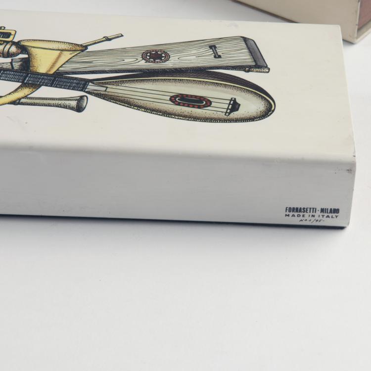 Bild 1 zu Objekt, Three cigarette boxes 'Strumenti musicali' and 'Sublime Tabacco' 1950/60s, Piero Fornasetti, Fornasetti, Mailand, 125B 374