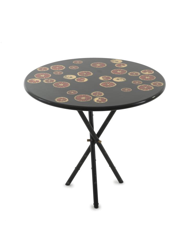 Hauptbild zu Objekt, 'Fette d'Arancia' side table, 1950/60s, Piero Fornasetti, Fornasetti, Mailand, 125B 387