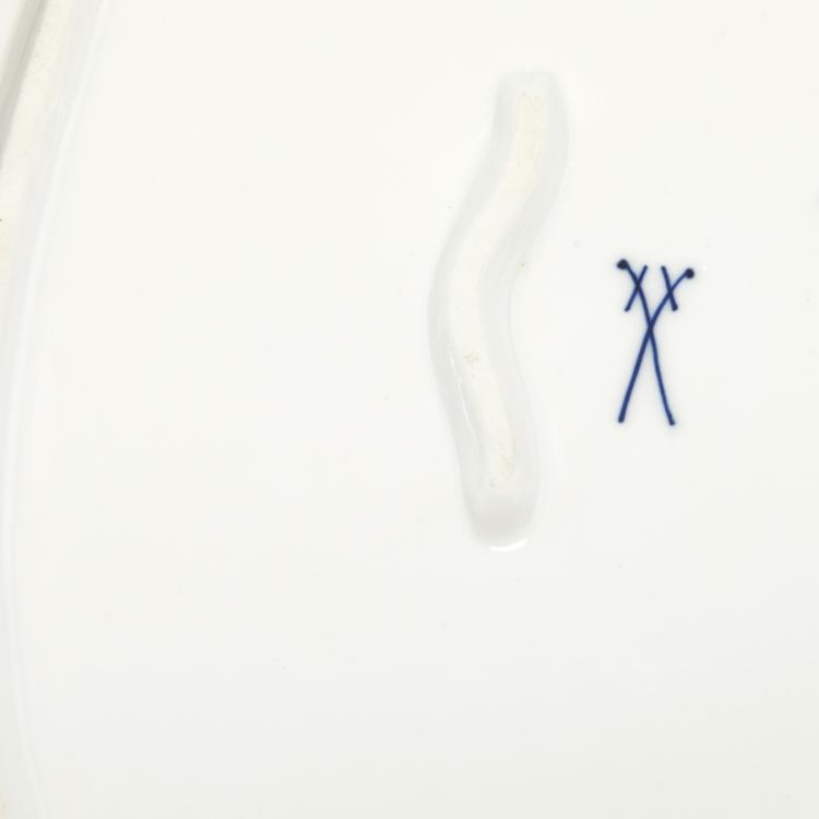 Bild 3 zu Objekt, Oval 'Whiplash' serving platter, 1903-04, Henry van de Velde, Mei&szlig;en, KPM, 126 824