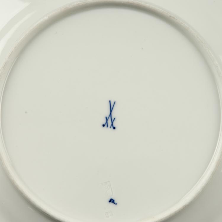 Bild 3 zu Objekt, Sechs Dessertteller 'Peitschenhieb', 1903-04, Henry van de Velde, Mei&szlig;en, KPM, 126 827