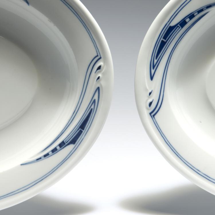 Bild 1 zu Objekt, Zwei ovale Vorlegeplatten 'Peitschenhieb', 1903-04, Henry van de Velde, Mei&szlig;en, KPM, 126 831