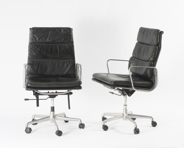 Bild 1 zu Objekt, Two 'Soft Pad' armchairs, 1969, ICF Cadsana, Mailand; Miller, Herman, 125B 335