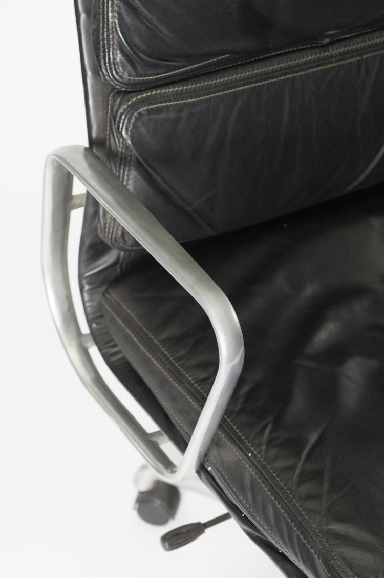Bild 3 zu Objekt, Two 'Soft Pad' armchairs, 1969, ICF Cadsana, Mailand; Miller, Herman, 125B 335