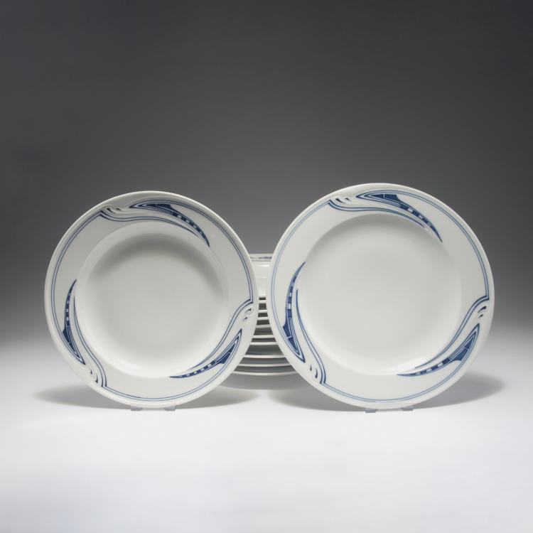 Hauptbild zu Objekt, Eight 'Whiplash' soup plates and four dining plates, 1903-04, Henry van de Velde, Mei&szlig;en, KPM, 126 836