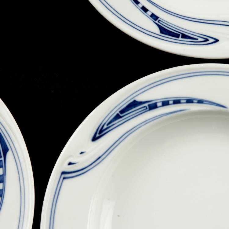 Bild 3 zu Objekt, Eight 'Whiplash' soup plates and four dining plates, 1903-04, Henry van de Velde, Mei&szlig;en, KPM, 126 836