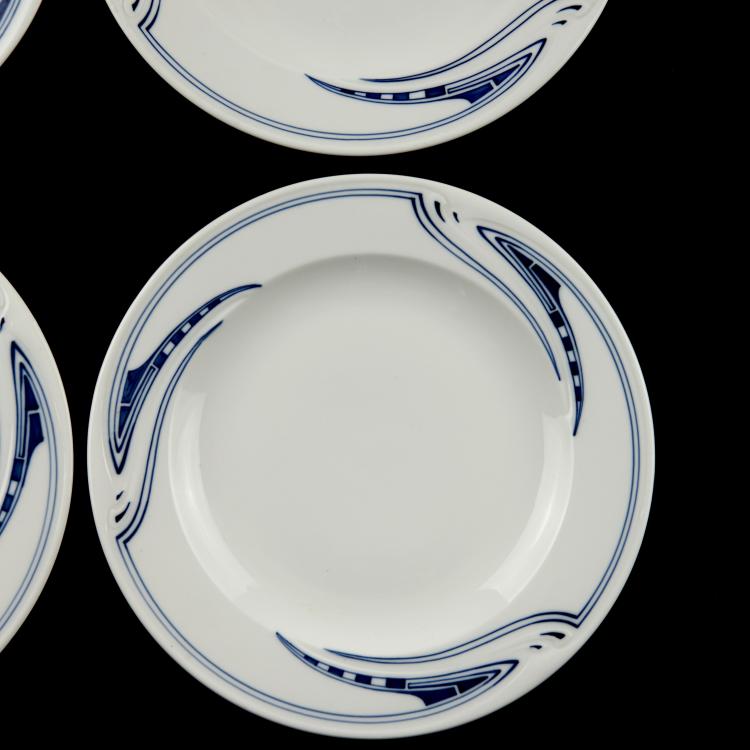 Bild 5 zu Objekt, Eight 'Whiplash' soup plates and four dining plates, 1903-04, Henry van de Velde, Mei&szlig;en, KPM, 126 836