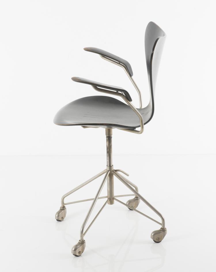 Bild 1 zu Objekt, Arbeitsstuhl '3217', 1955, Arne Jacobsen, Hansen, Fritz, Aller&oslash;d, 125B 202