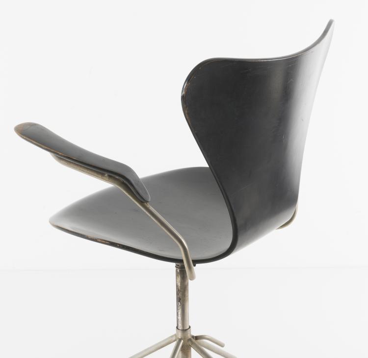Bild 4 zu Objekt, Arbeitsstuhl '3217', 1955, Arne Jacobsen, Hansen, Fritz, Aller&oslash;d, 125B 202