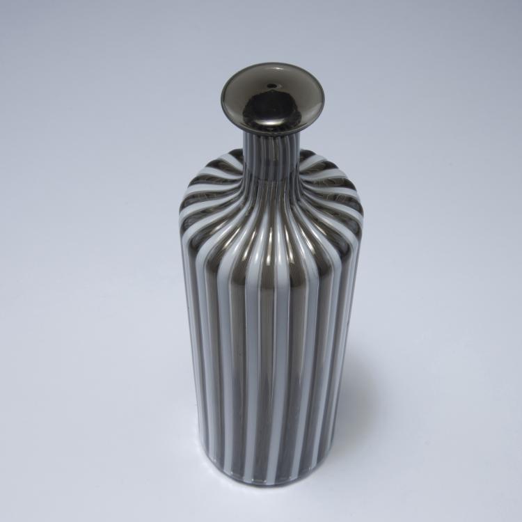 Bild 1 zu Objekt, Bottle and stopper, c1955, Paolo Venini, Venini & C., Murano, 125C 529