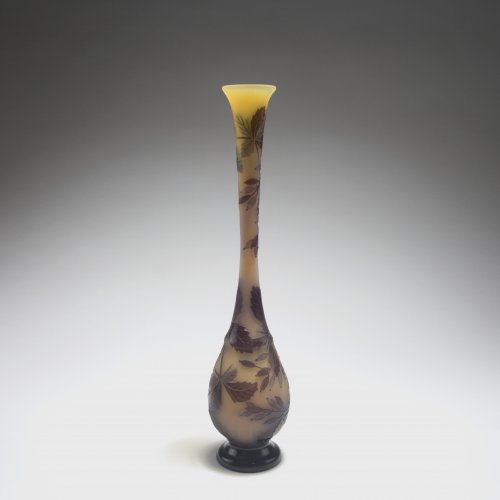 Tall 'Les Baies de l'églantier' soliflor, 1906-14
