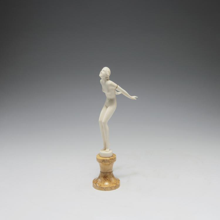 Hauptbild zu Objekt, T&auml;nzerin, 1920er Jahre, Josef Lorenzl, 126 433