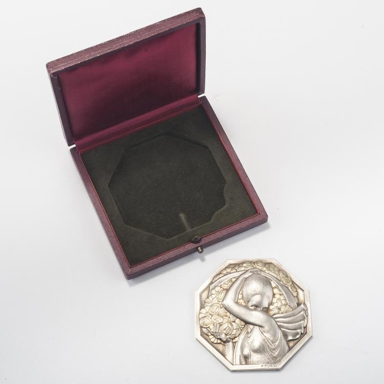Bild 2 zu Objekt, 'Porteuse de fleurs' medal, 1926, Pierre Turin, 126 477