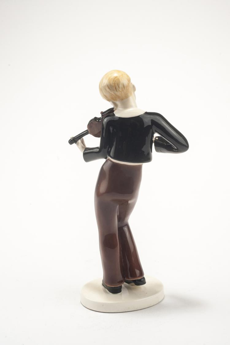 Bild 2 zu Objekt, Young violin player, c1940, Claire Herczeg-Weiss, Rosenthal, Selb, 126 886