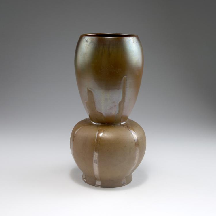 Bild 1 zu Objekt, Tall vase, 1900-06, Emile Diffloth, Boch Fr&egrave;res, La Louvi&egrave;re, 126 659